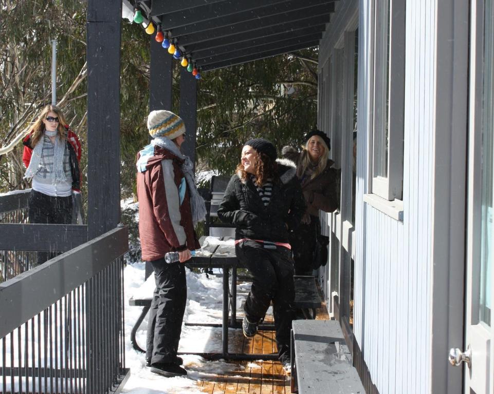 Yha Thredbo Albergue Exterior foto